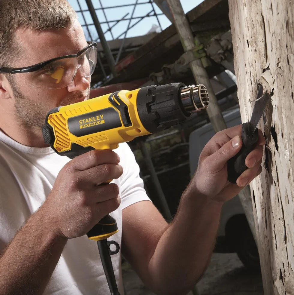 Varmluftspistol Stanley Fatmax FME670K
