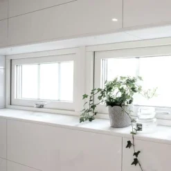 Överkantshängt Fönster Elitfönster 3-Glas Original Aluminium