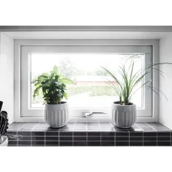 Överkantshängt Fönster Outline 3-Glas Aluminium
