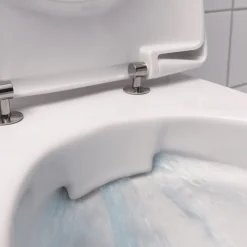 Vägghängd Toalettstol Geberit iCon Rimfree 3575 med Grohe Rapid SL 113 cm