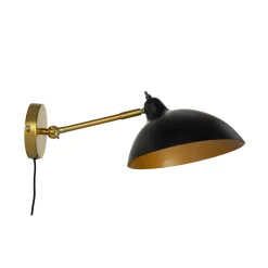 Vägglampa Dyberg Larsen Futura
