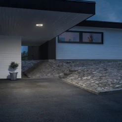 Vägglykta Gnosjö Konstsmide Carrara Rund LED med Fjärrkontroll