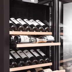 Vinhylla mQuvée Display" Velvet 100 och 125