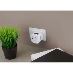 Världsreseadapter SKROSS MUV Micro Ojordad