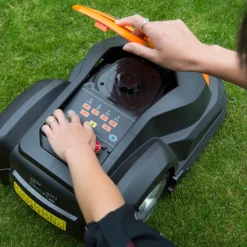Yardforce Robotgräsklippare SA 900BECO med APP